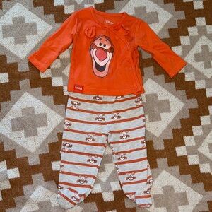 Disney Tigger Baby Set